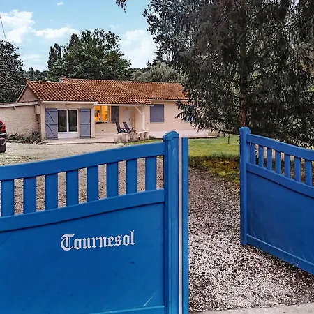 Prázdninový dům Maison Avec Piscine Et Etang Tournon-dʼAgenais