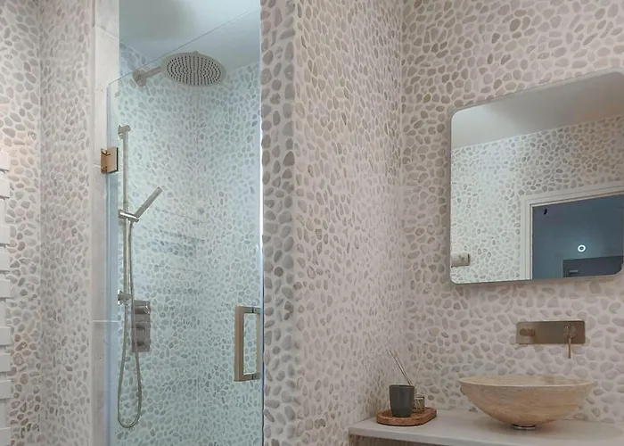 Maison Avec Piscine Et Etang